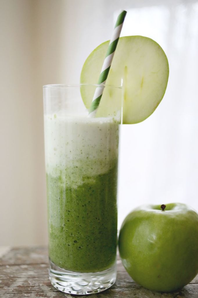 smoothie with apple juice base